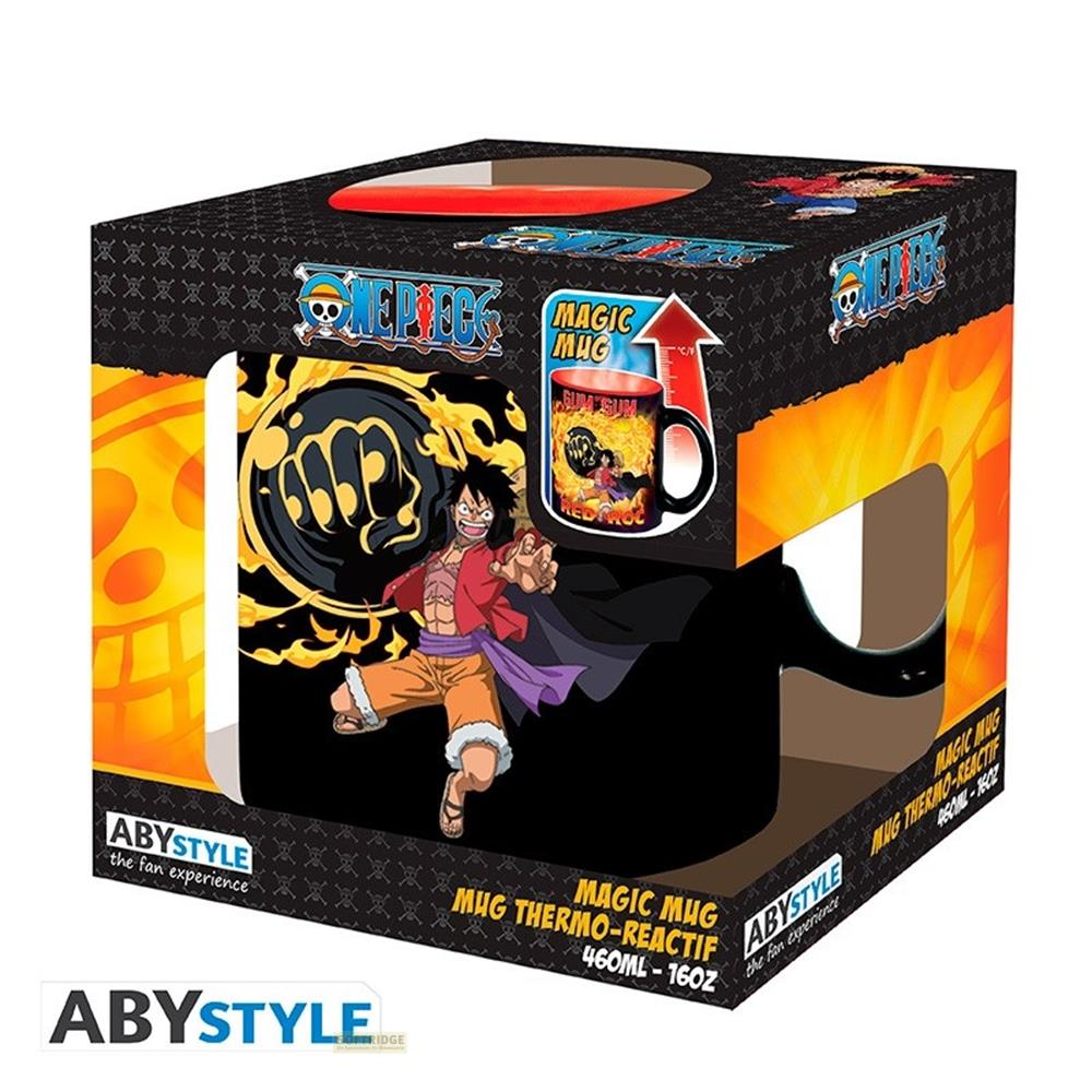 Embalaje de taza mágica One Piece con diseño de Luffy y llamas.