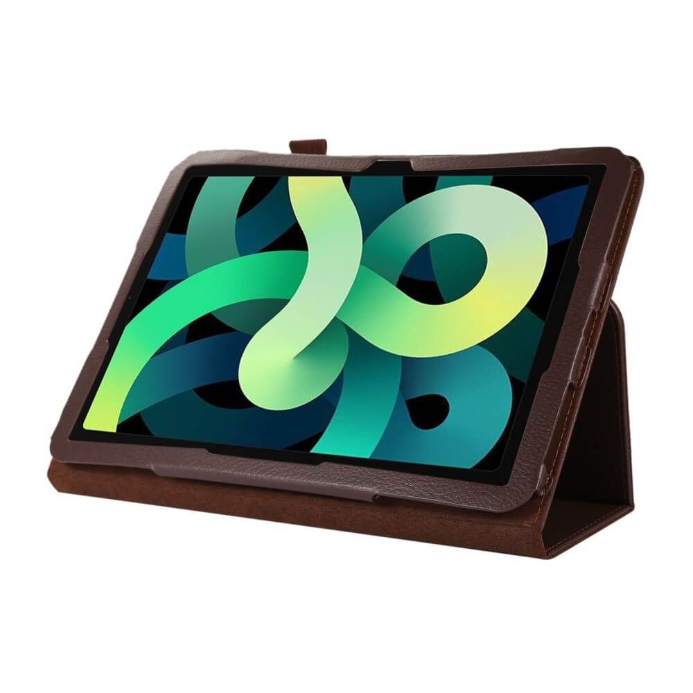Une tablette marron avec un fond d'écran coloré est présentée dans un support.