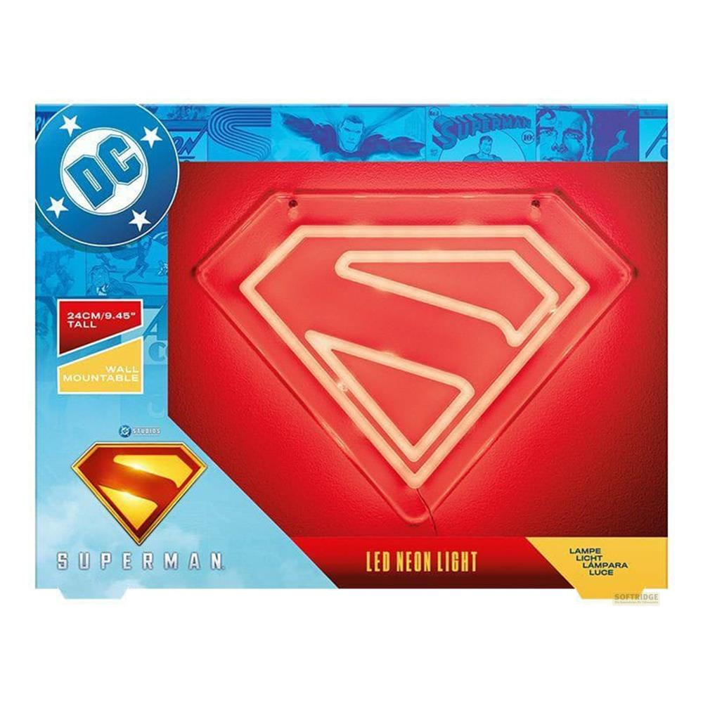 Czerwone światło neonowe logo Supermana, wysokie na 24cm, do montażu na ścianie.
