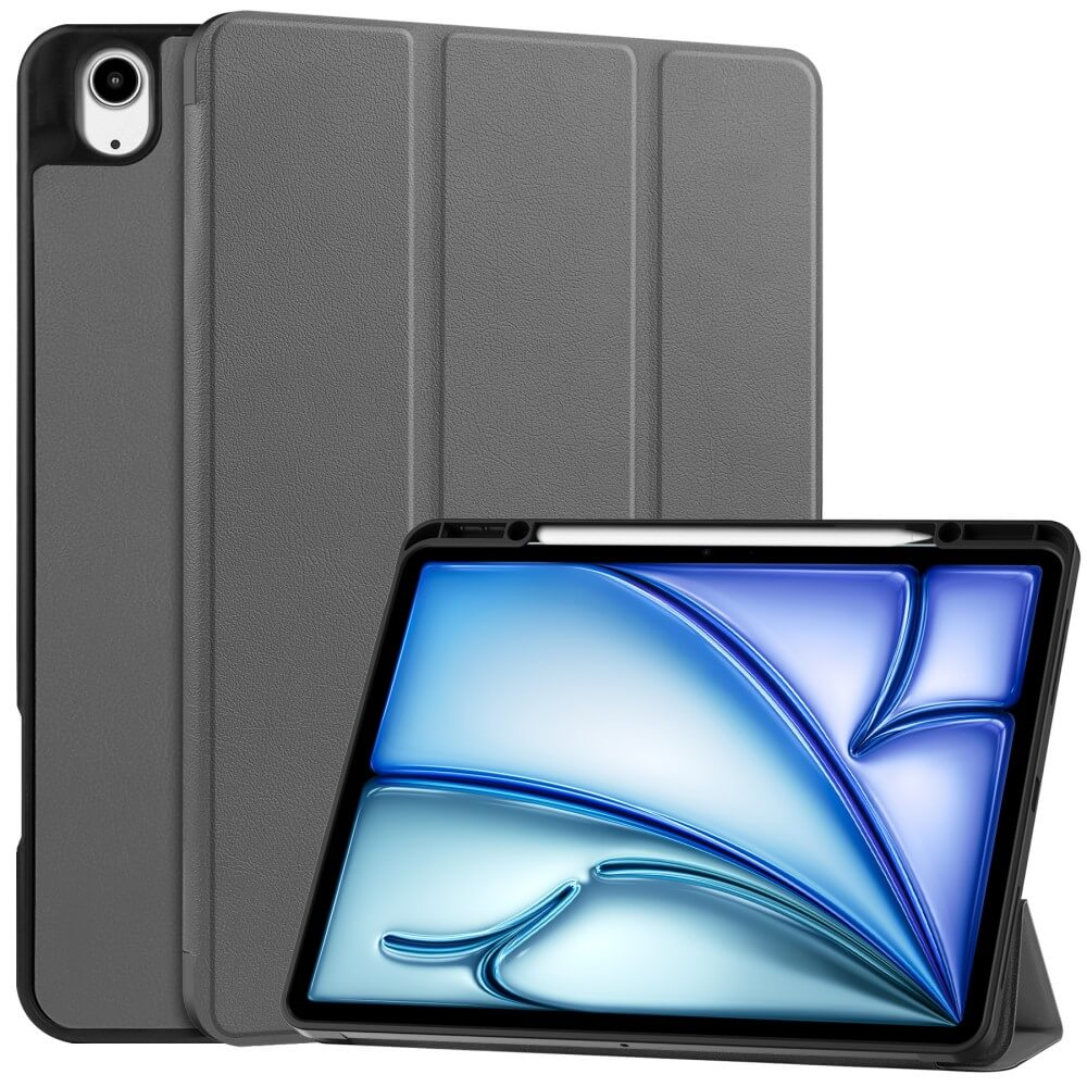 Ein graues iPad mini in einer schwarzen Hülle mit Stylus, aufrecht stehend und eine weitere graue Hülle dahinter.