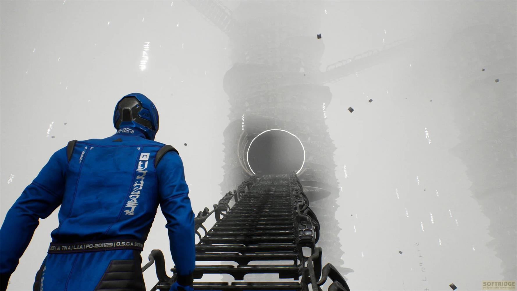 Ein Mann in einem blauen Anzug steht vor einer Treppe, die zu einem leuchtenden Tor führt.