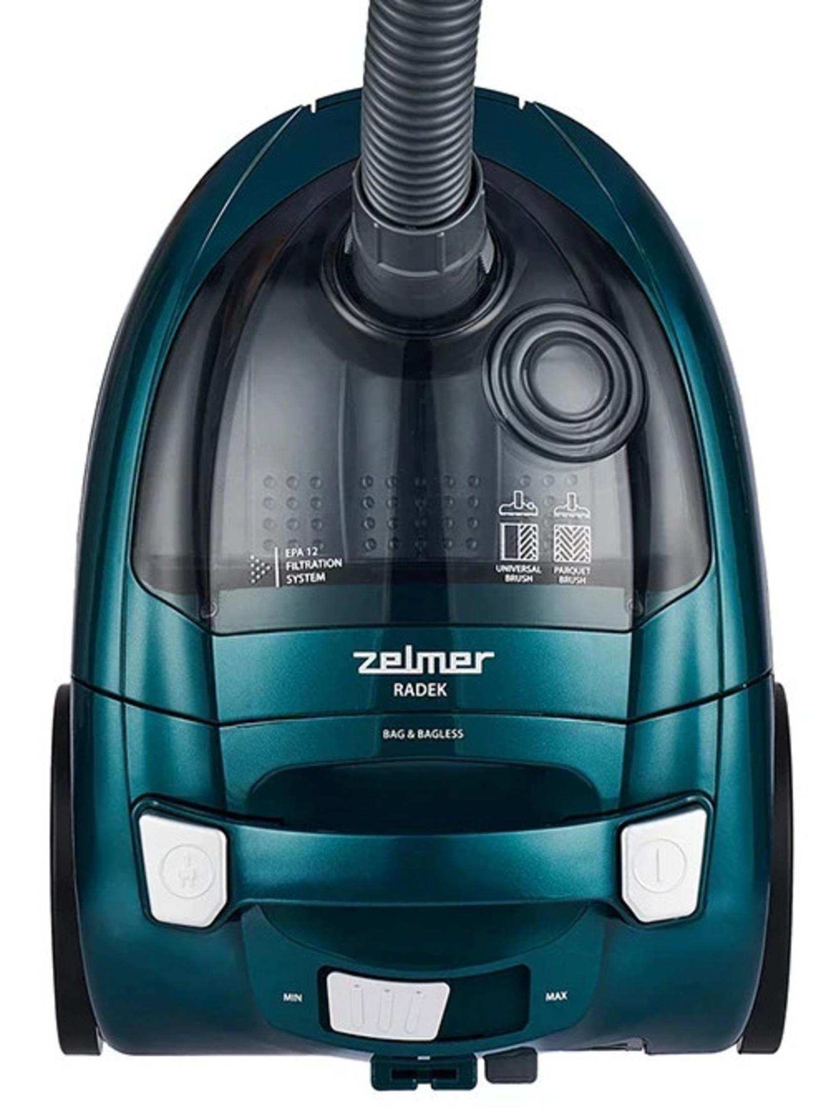 Un aspirapolvere Zelmer Radek color verde acqua con contenitore trasparente e tubo.