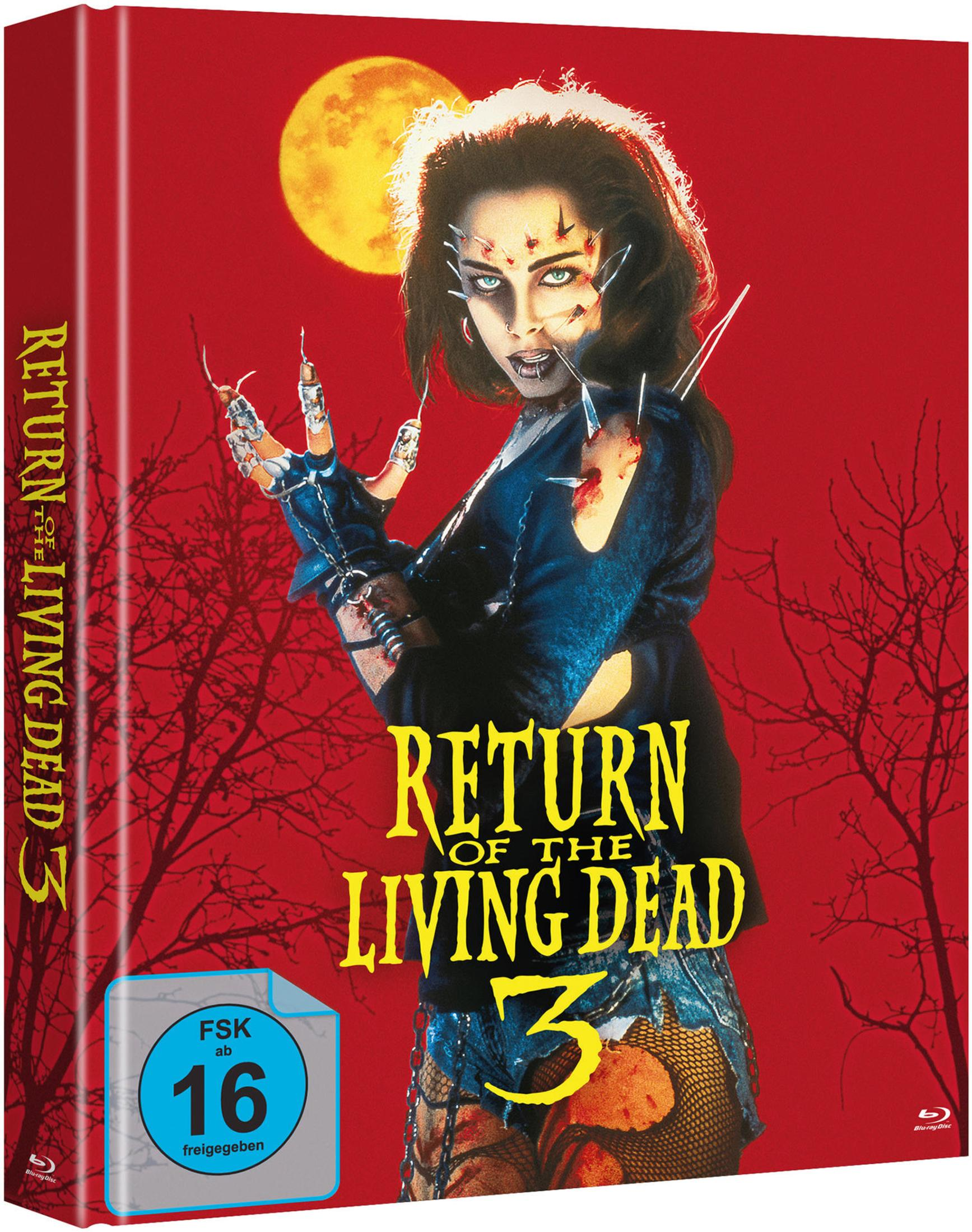 Copertina horror con donna, chiodi in faccia, luna piena e alberi.