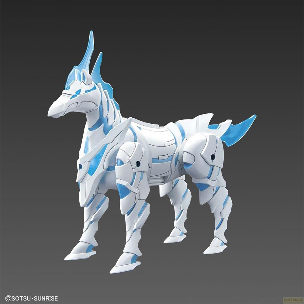 Un cheval robotique blanc et bleu se dresse sur un fond gris.