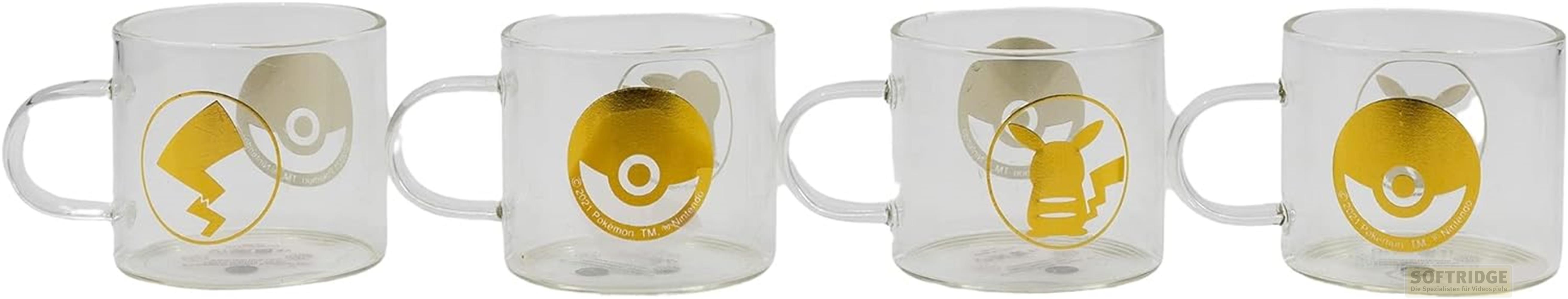 Vier durchsichtige Gläser mit goldenen Pokémon-Motiven: Blitz, Pokeball, Pikachu, Pokeball.