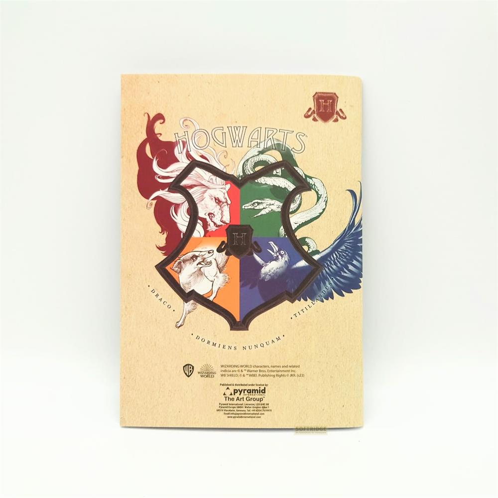 Hogwarts-Wappen mit vier Häusern: Löwe, Schlange, Dachs und Adler.