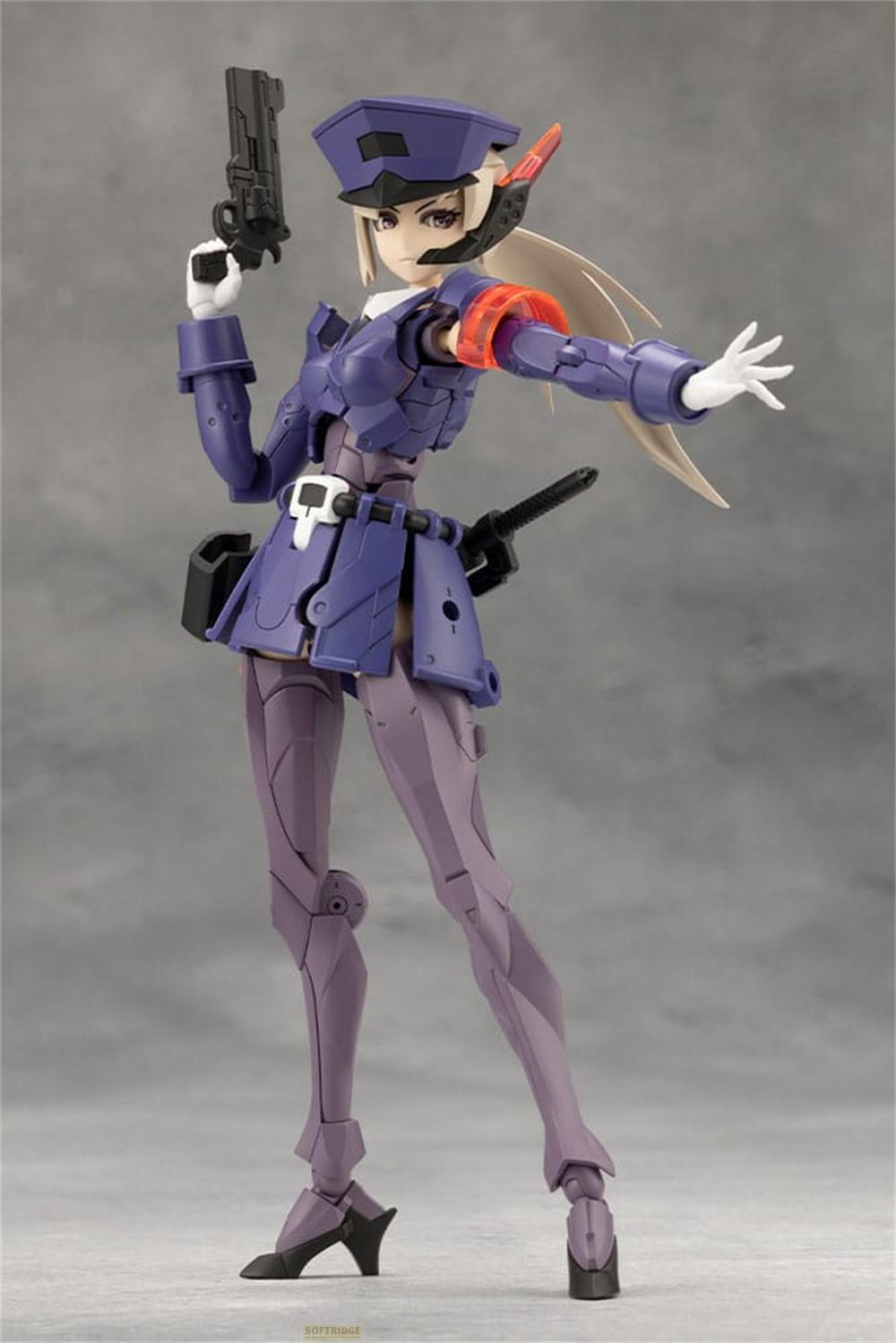 Figurine féminine en uniforme violet avec chapeau et pistolet, sur fond gris.