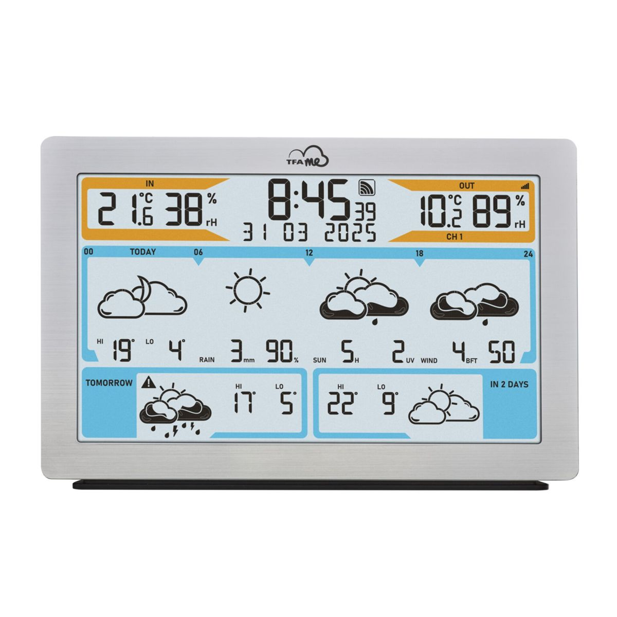 Digitales Wettergerät zeigt Innen- und Außentemperatur, Luftfeuchtigkeit und Wettervorhersage.