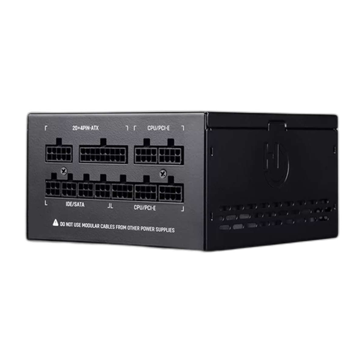Alimentatore nero con varie porte etichettate 20+4PIN-ATX, IDE/SATA, CPU/PCI-E.