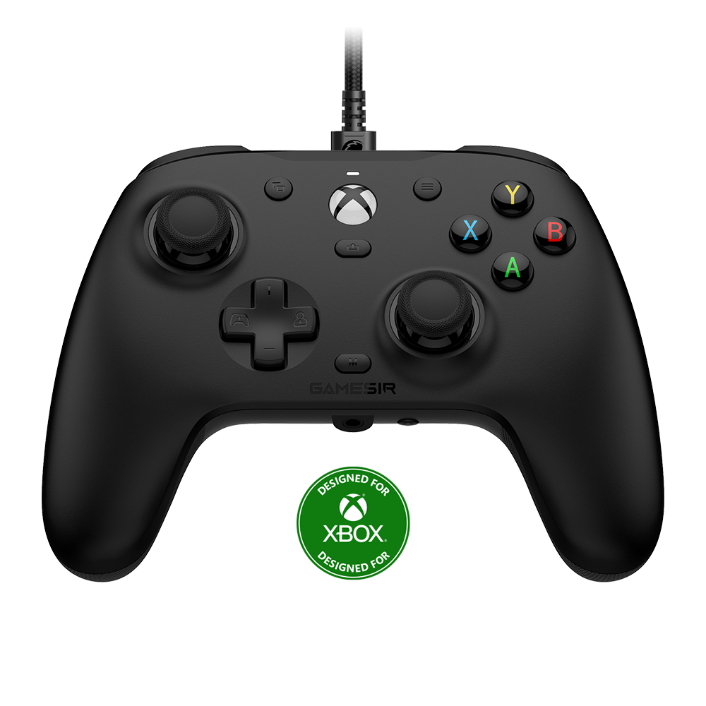 Schwarzer Xbox-Controller mit Kabel und grünem Xbox-Logo-Aufkleber.