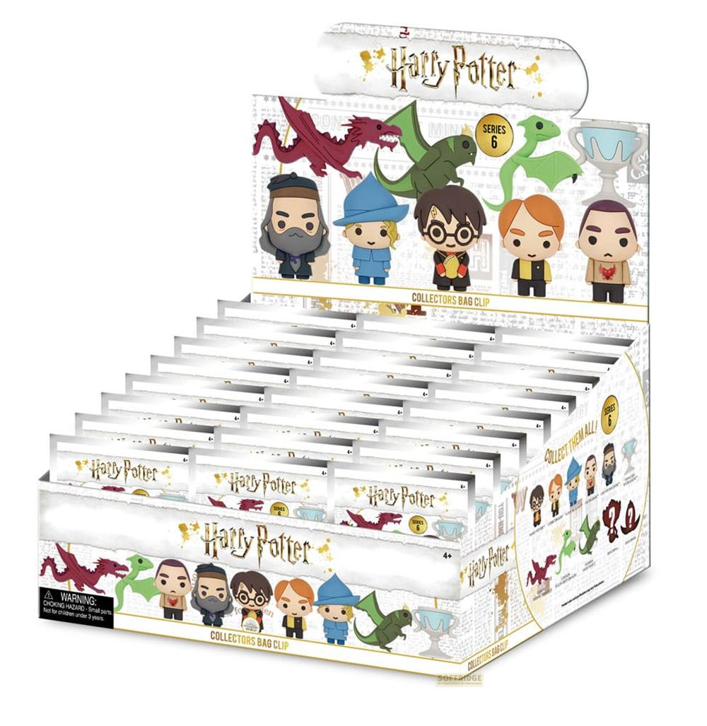 Expositor de clips de Harry Potter con muchas figuras pequeñas y dragones.