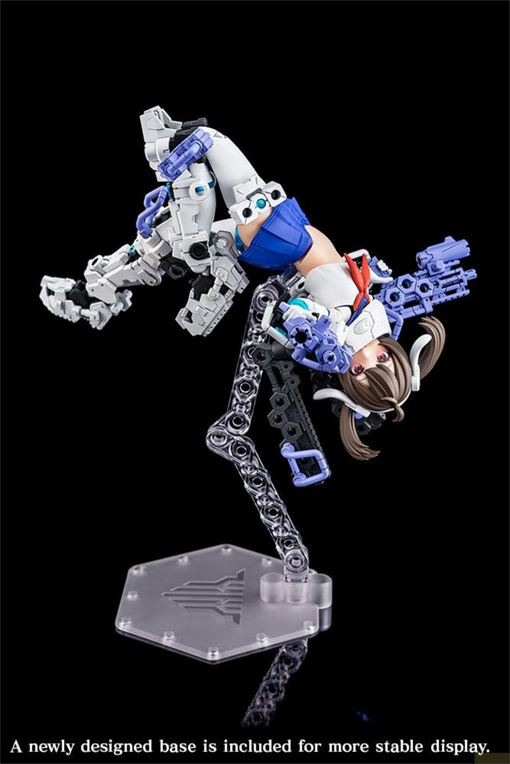 Une figurine d'anime blanche et bleue avec des armes pose dynamiquement sur un support transparent.