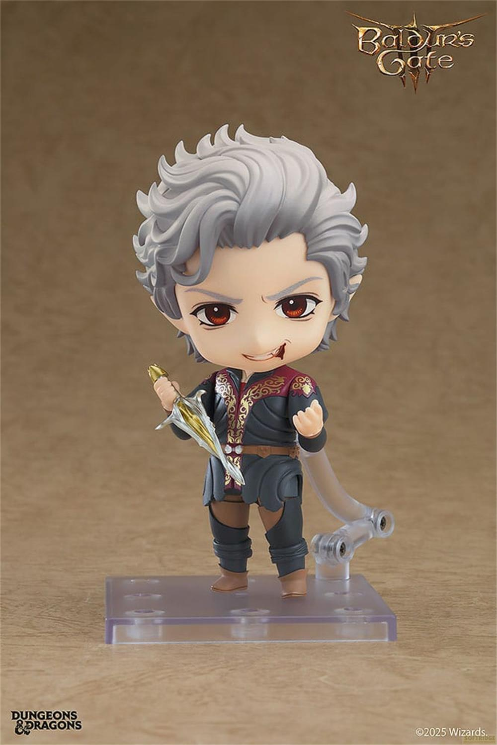 Chibi-Figur eines Mannes mit grauen Haaren, rotem Auge, hält ein Schwert.
