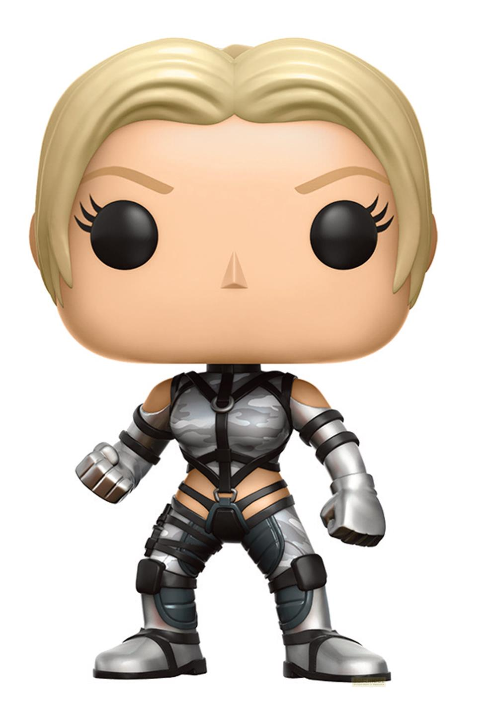 Una figura Funko Pop bionda in tuta mimetica con cinghie nere.