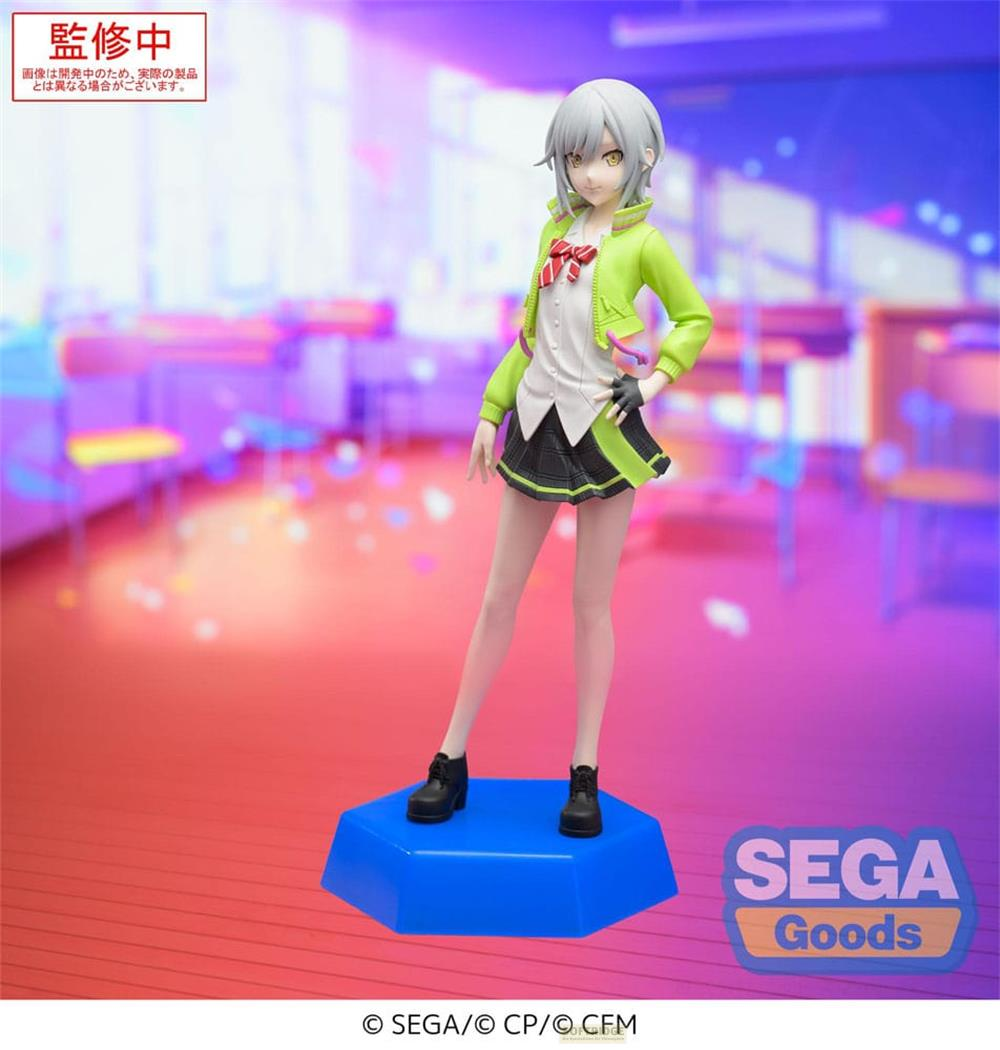 Anime-Figur einer jungen Frau mit grauen Haaren, grüner Jacke und kariertem Rock.