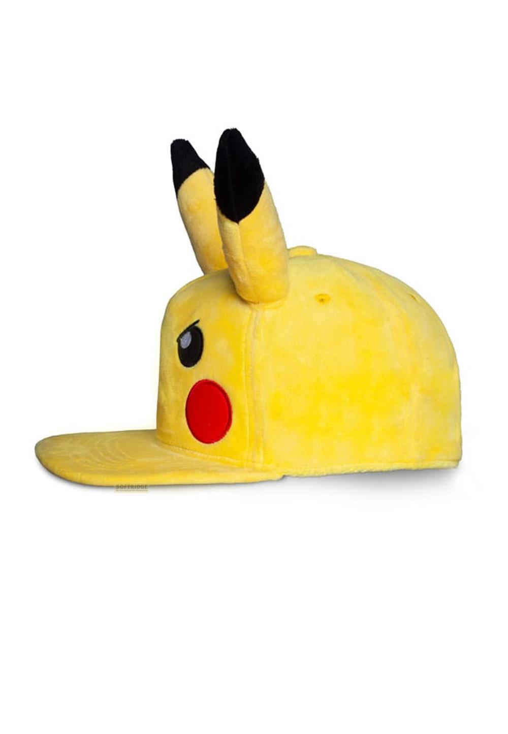 Casquette Pikachu jaune avec joues rouges et bouts d'oreilles noirs.