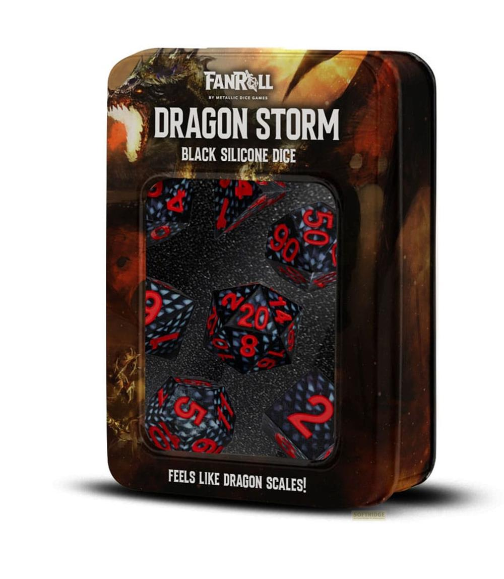 Dadi neri con numeri rossi in una scatola a tema drago.