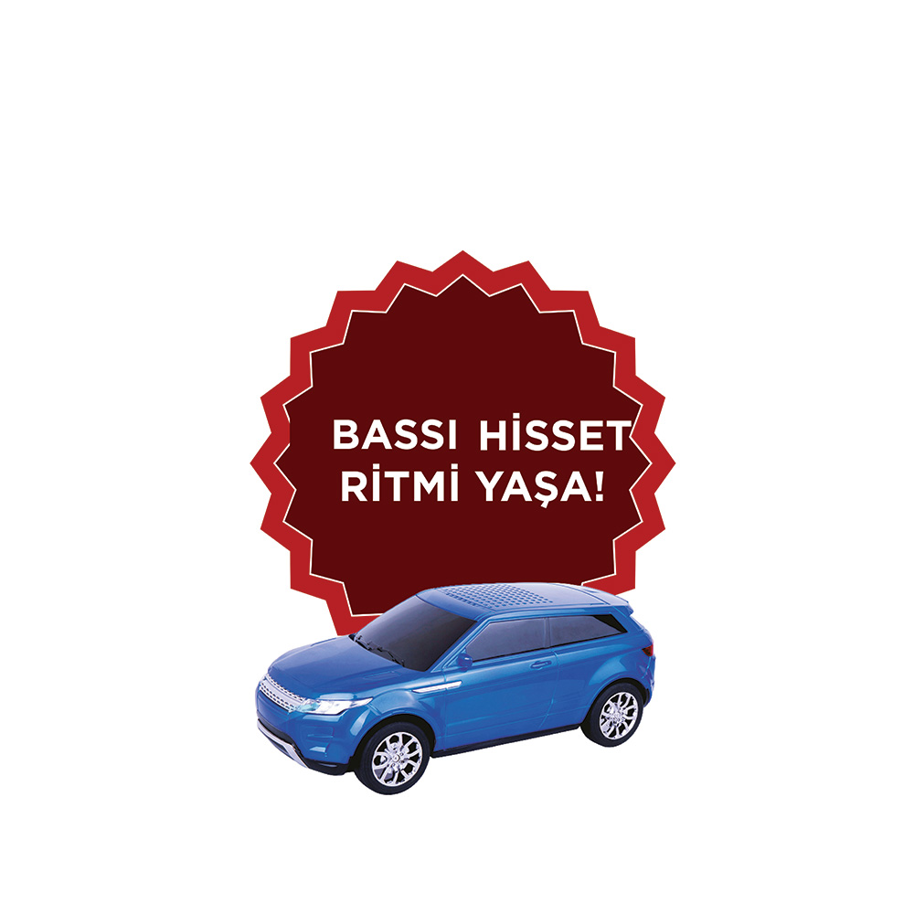 Türkçe yazılı kırmızı yıldız rozetinin önünde mavi bir oyuncak SUV.