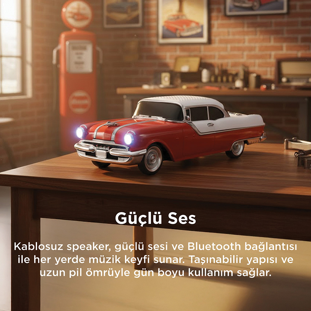 Kırmızı ve beyaz eski model araba hoparlörü ahşap masada.