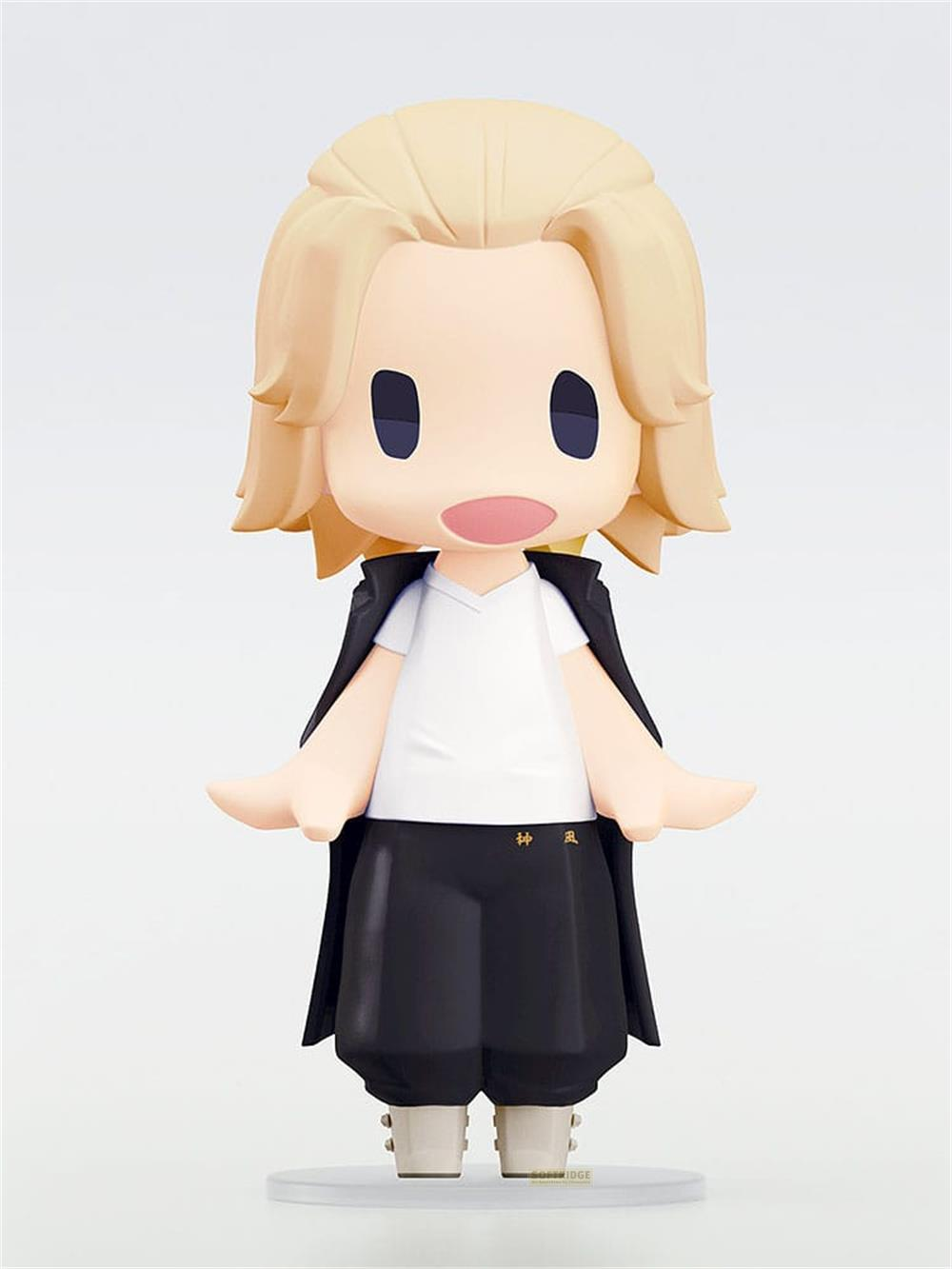 Figura chibi con capelli biondi, camicia bianca, gilet e pantaloni neri.