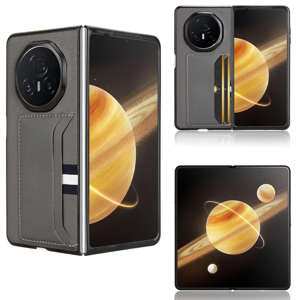 Étui de téléphone gris avec porte-cartes et fond d'écran spatial sur un téléphone pliable.