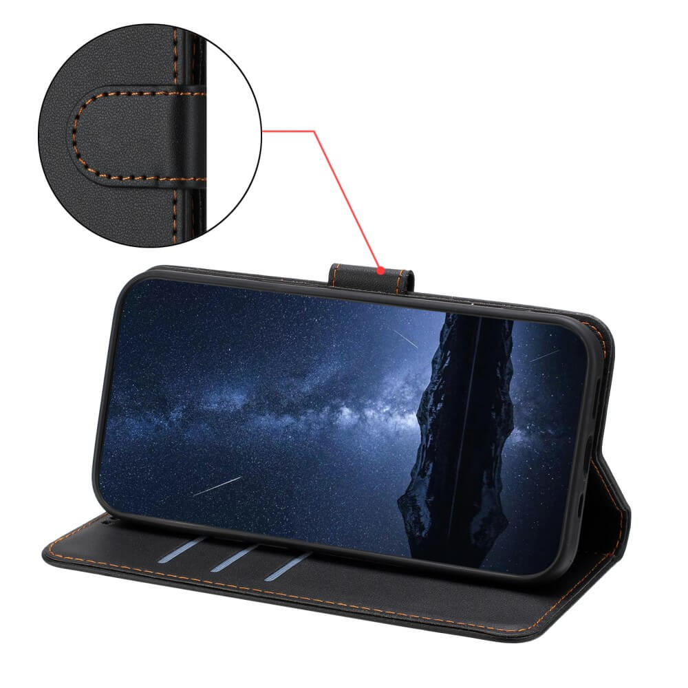 Étui à rabat en cuir noir pour smartphone affichant un ciel étoilé.