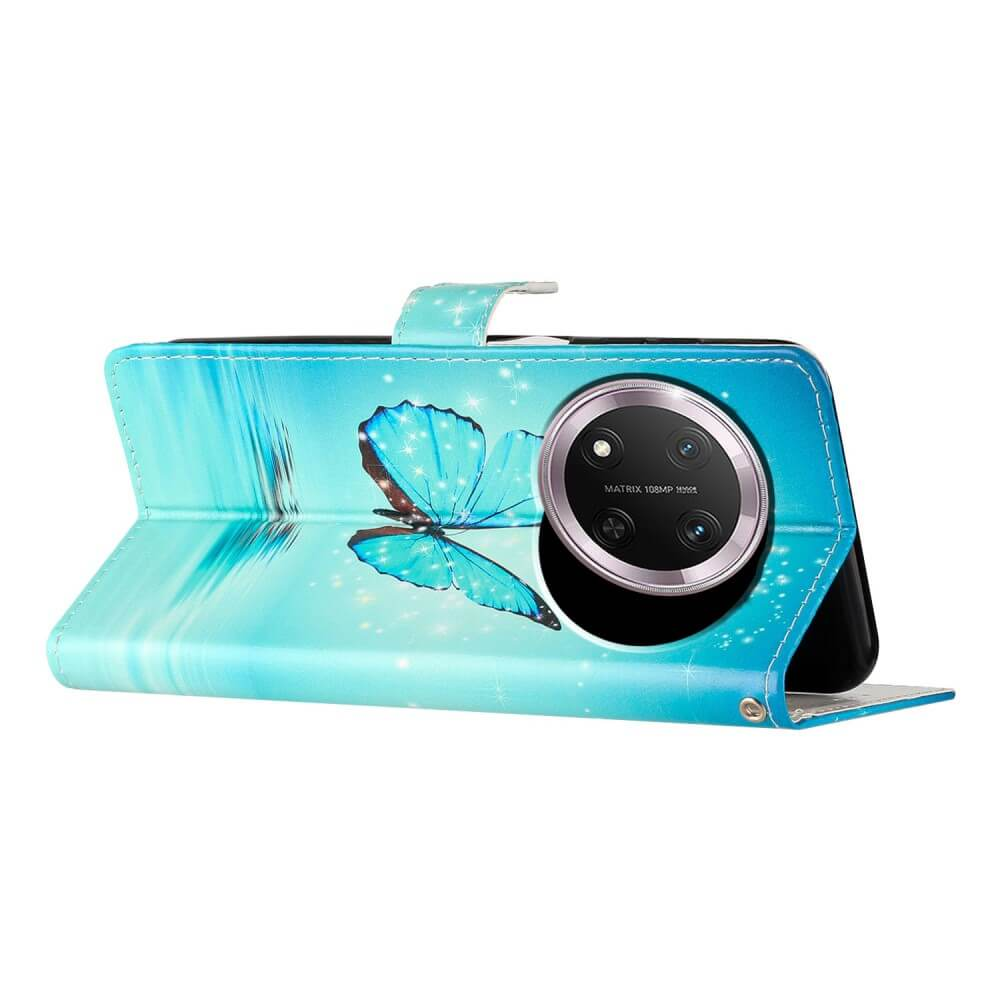 Un étui à rabat bleu et turquoise avec un papillon protégeant un smartphone.