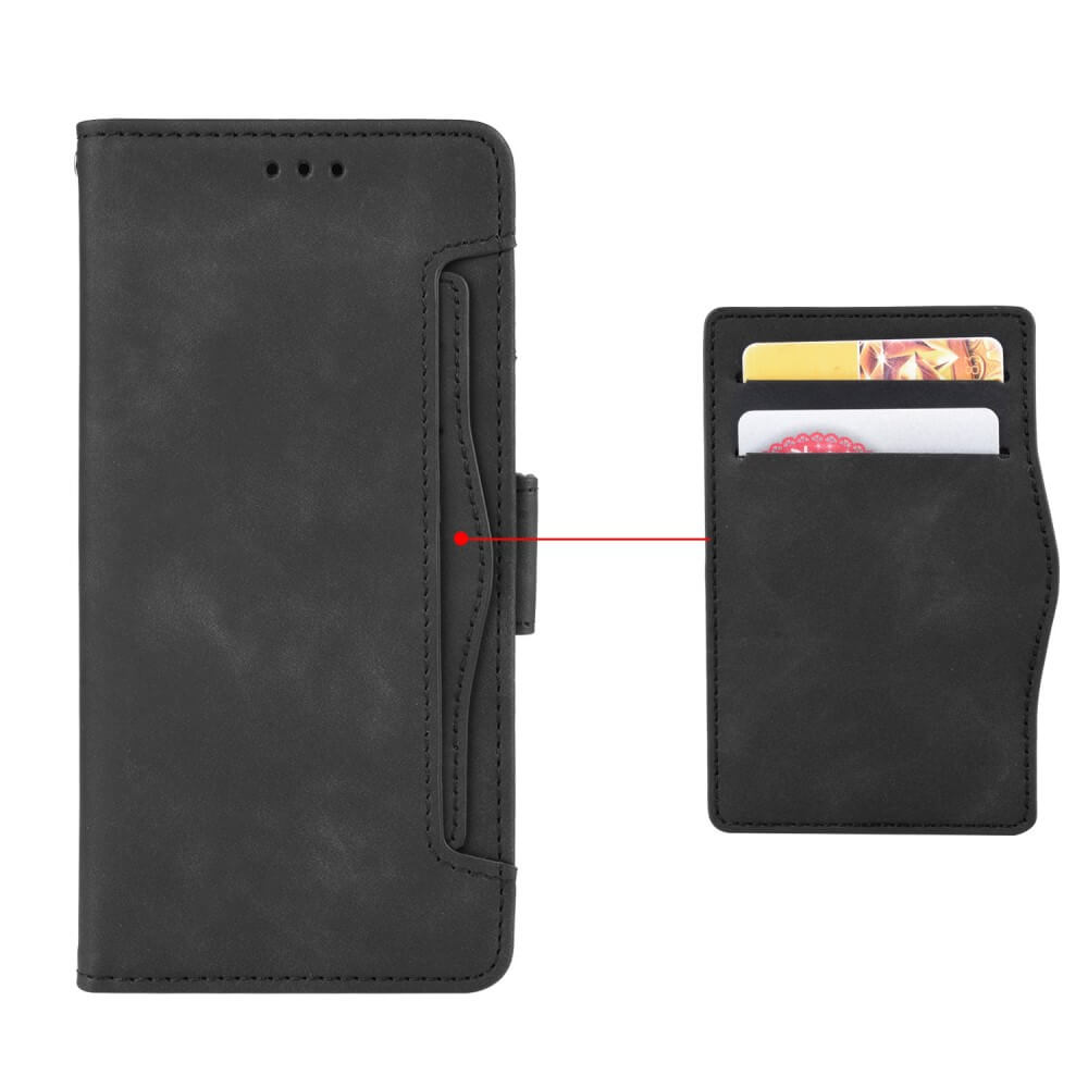 Étui de téléphone noir avec fentes pour cartes, une avec des cartes.