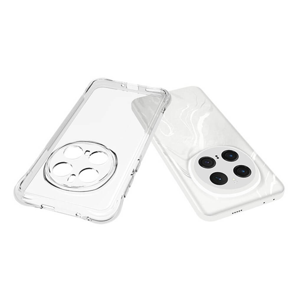 Coque de téléphone transparente à côté d'un téléphone marbre blanc à quatre caméras.