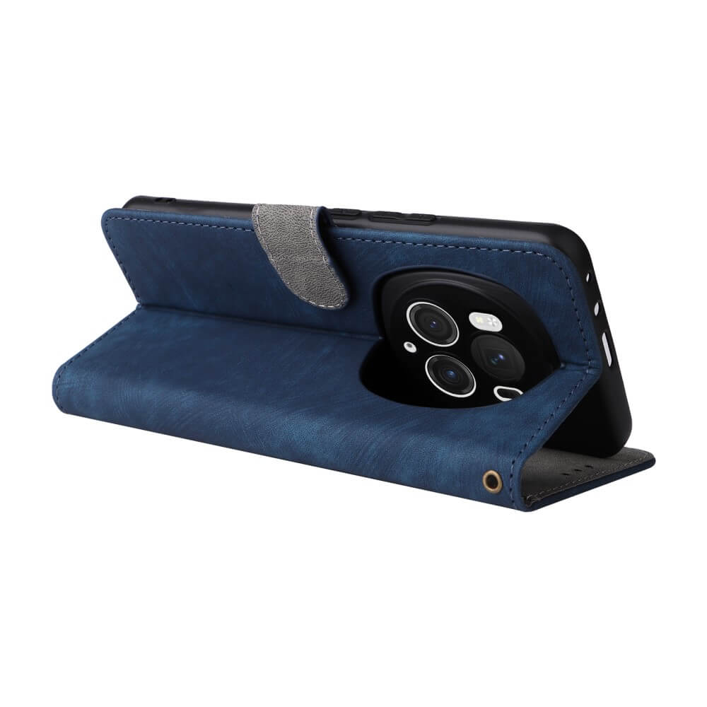 Coque de téléphone bleue avec découpe caméra et texture cuir.