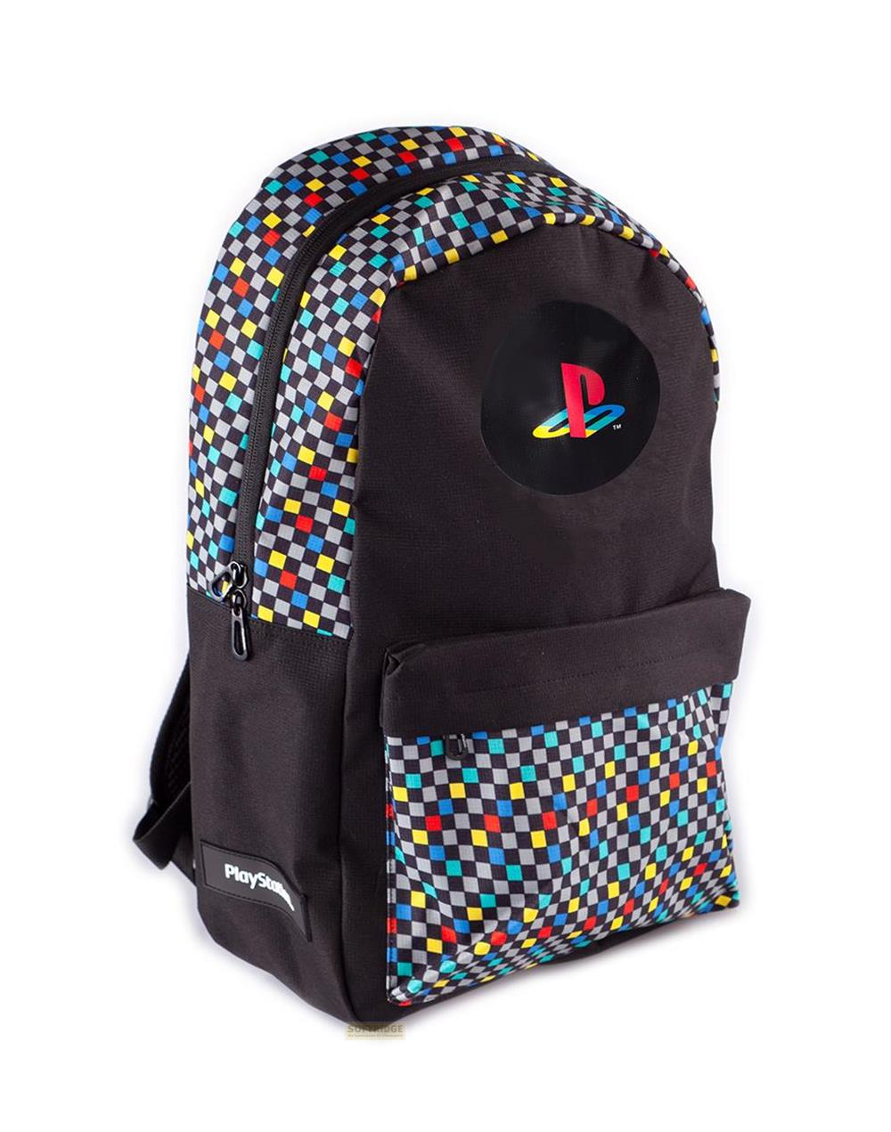 Schwarzer Rucksack mit PlayStation-Logo und buntem Schachbrettmuster.