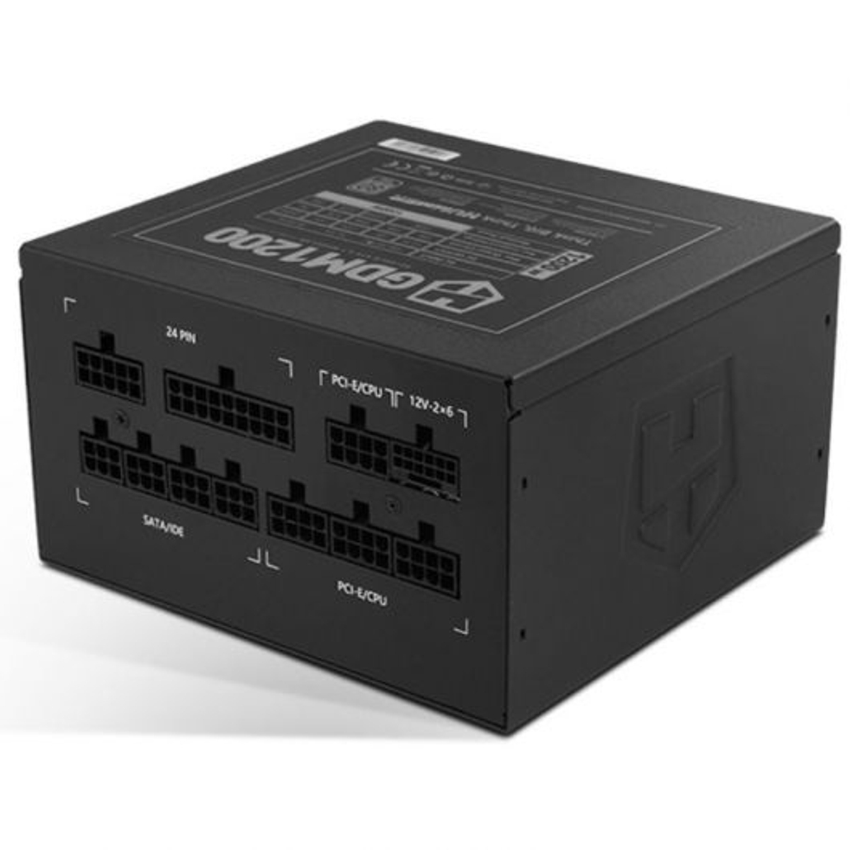 Fuente de alimentación negra con conectores de 24 pines, SATA/IDE, PCI-E/CPU.
