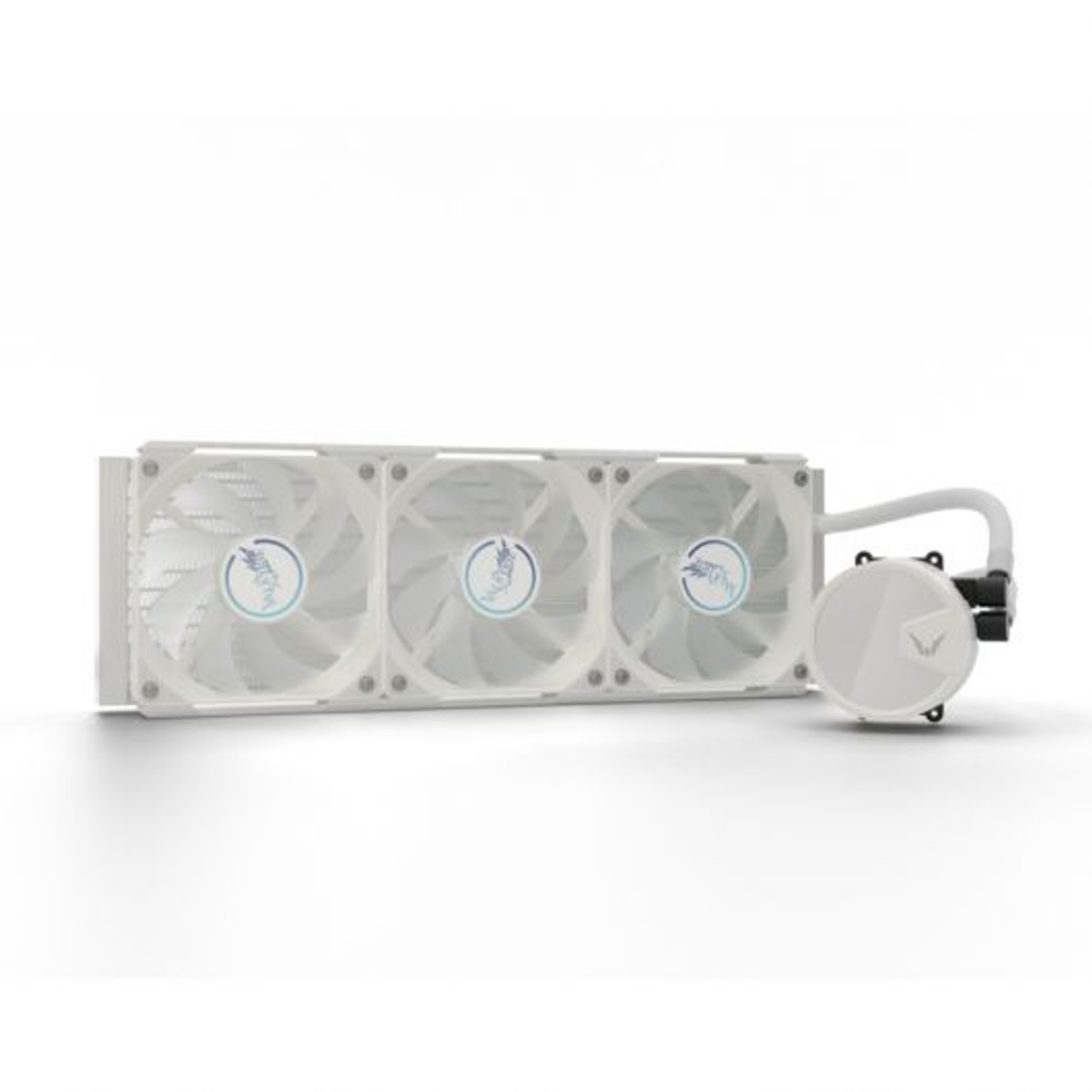 Un enfriador de CPU blanco con tres ventiladores y una carcasa de bomba redonda.