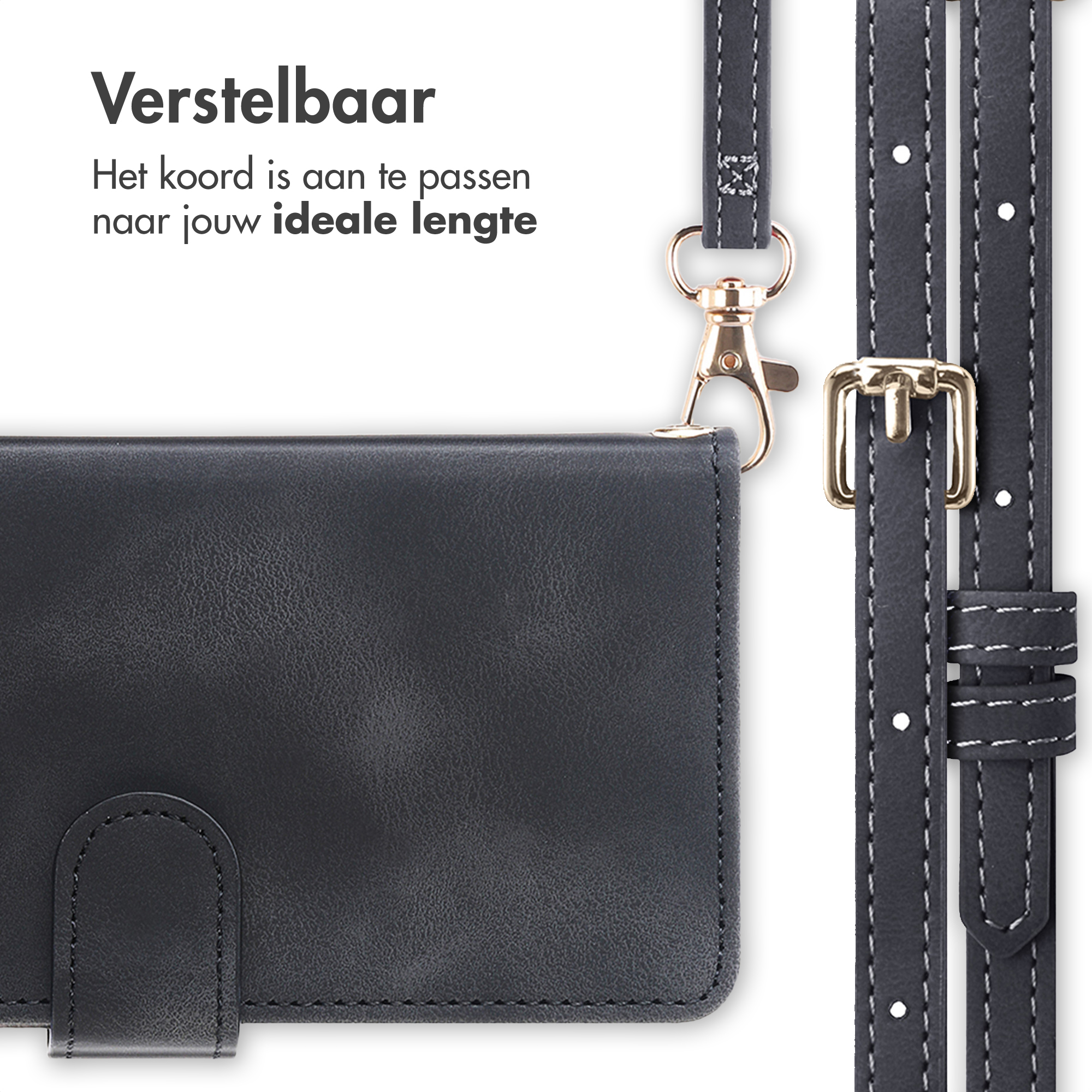 Zwarte lederen hoes met verstelbare riem en gouden gesp.