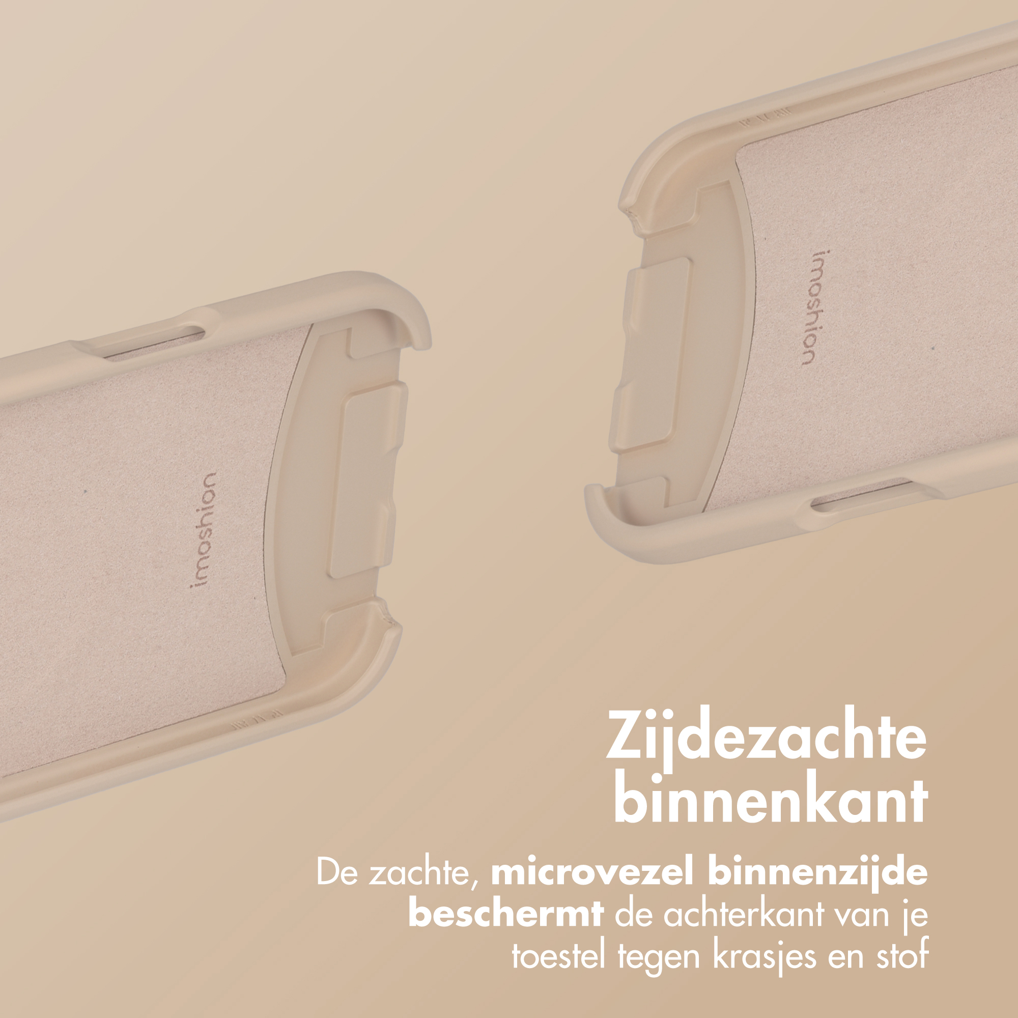 Deux coques de téléphone beiges avec doublure intérieure douce sur fond crème.