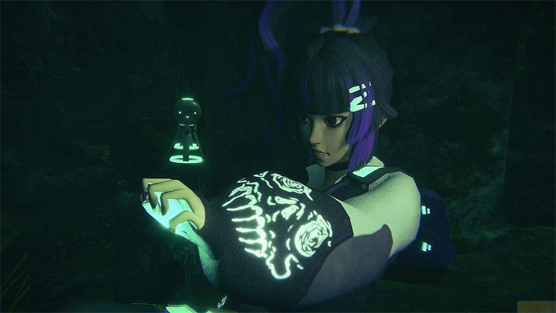 Une jeune femme aux cheveux violets tient un objet lumineux dans une grotte sombre.