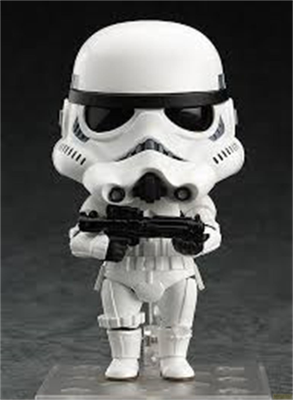 Una piccola figura bianca di Stormtrooper con un fucile nero.