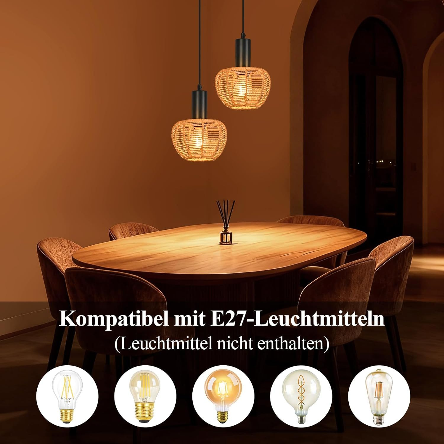 Sala da pranzo con lampade a sospensione intrecciate sopra tavolo e sedie, che mostrano lampadine E27.