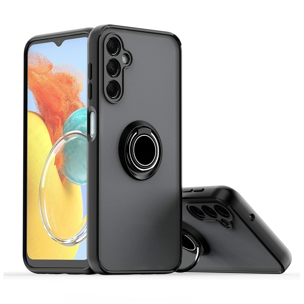 Üç kameralı, halka tutuculu siyah telefon kılıfı.