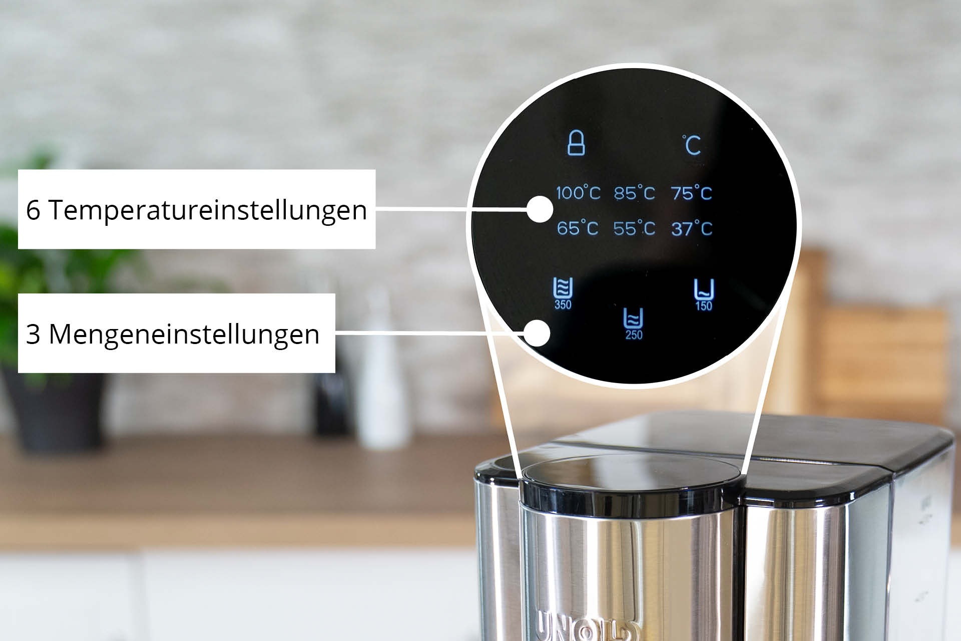 Nahaufnahme eines Geräts mit Anzeige für 6 Temperatureinstellungen und 3 Mengeneinstellungen.