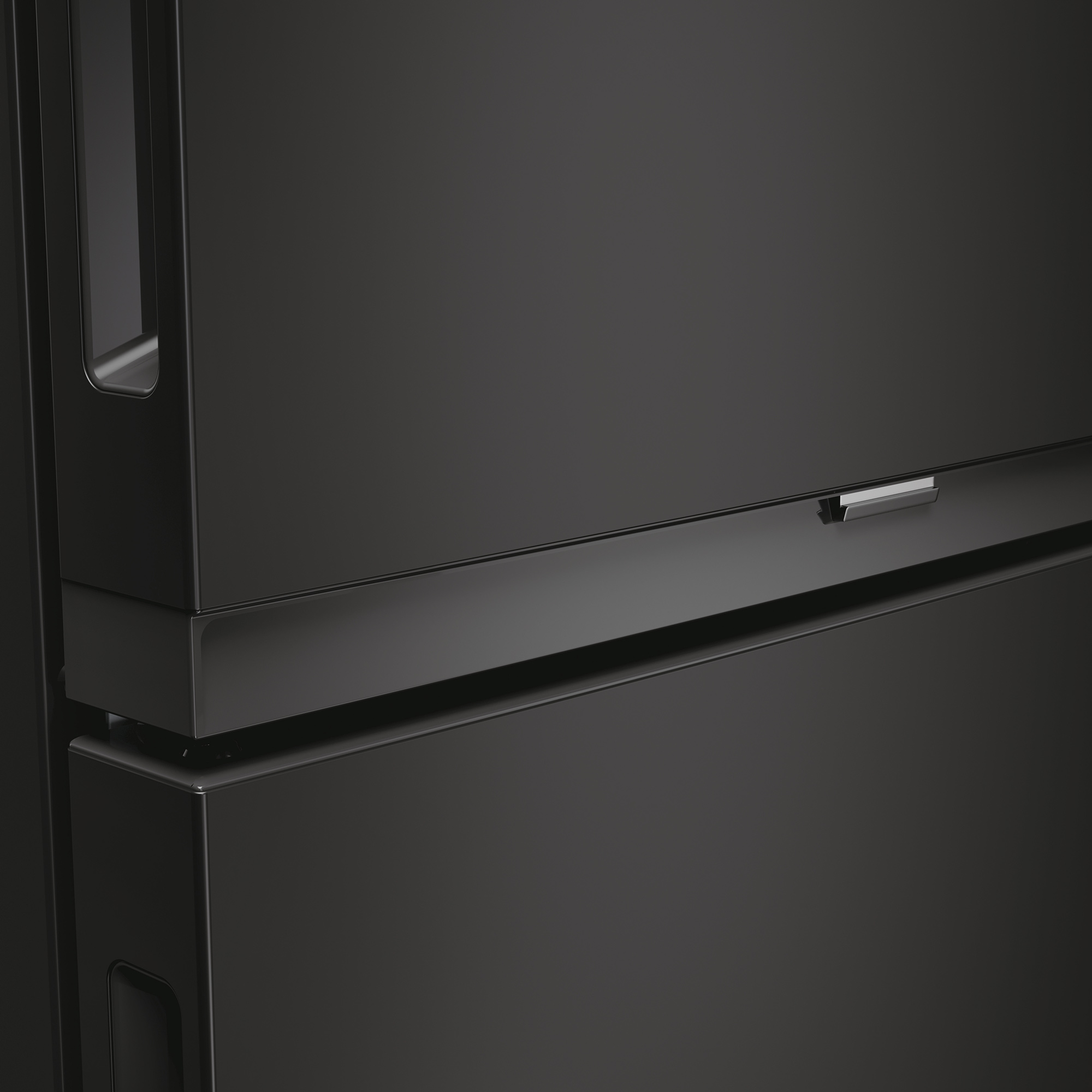 Refrigerador gris oscuro con moldura de manija y ventana.