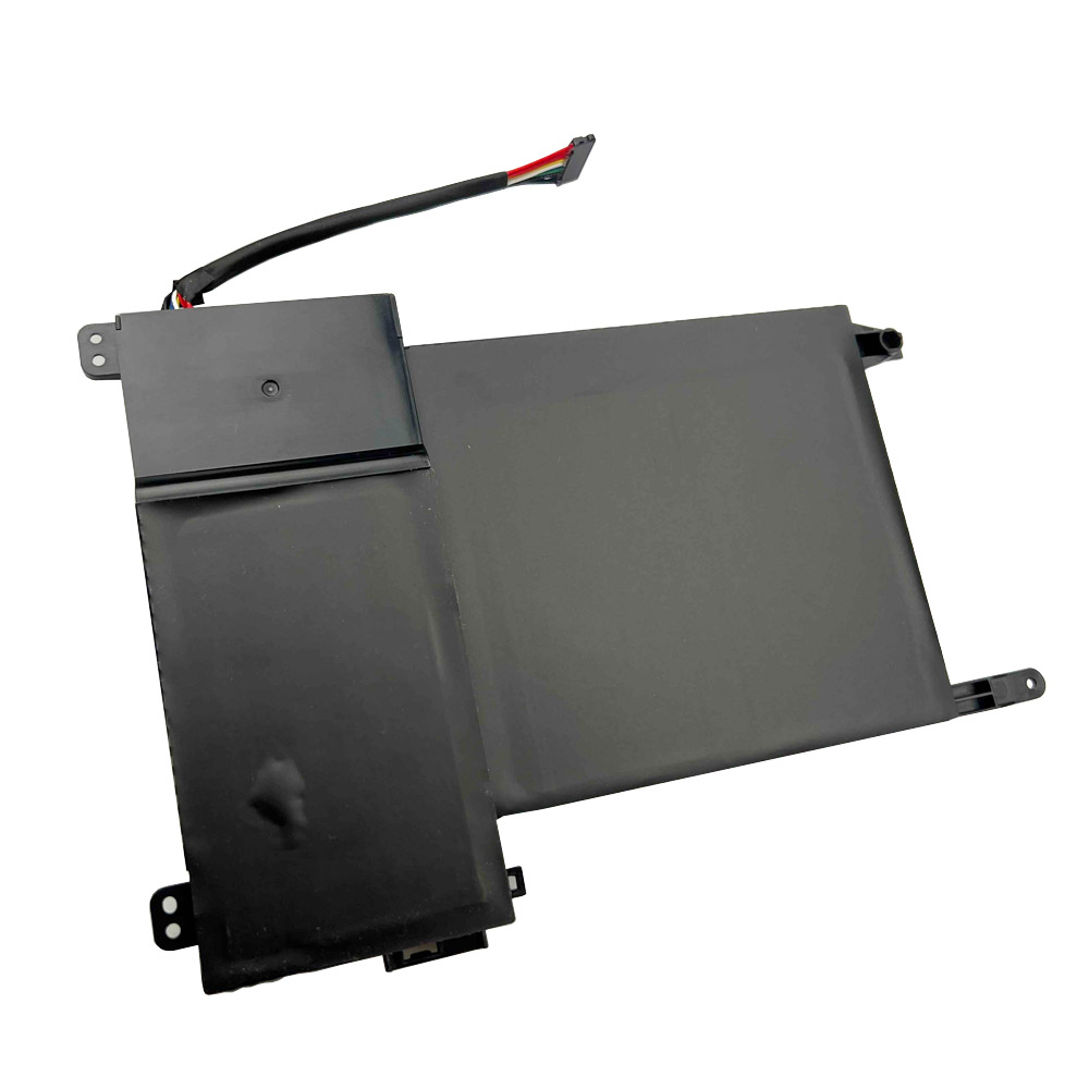 Czarny akumulator do laptopa z kablami i złączami na białym tle.