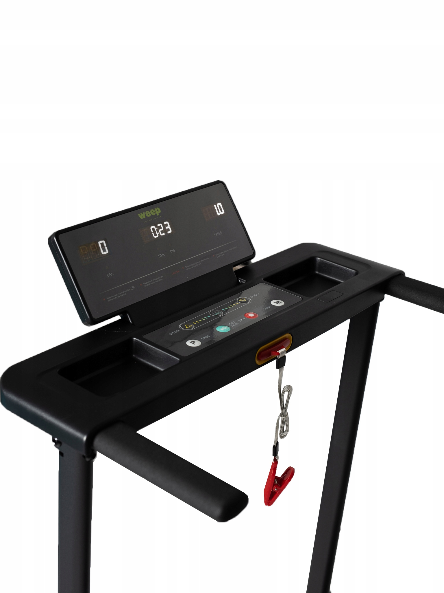 Czarna konsola bieżni z cyfrowym wyświetlaczem i czerwonym klipsem.