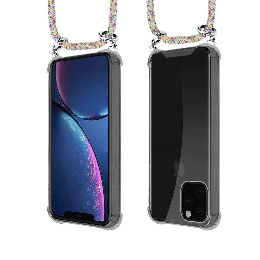 Due smartphone in custodie trasparenti con cordini colorati su sfondo bianco.