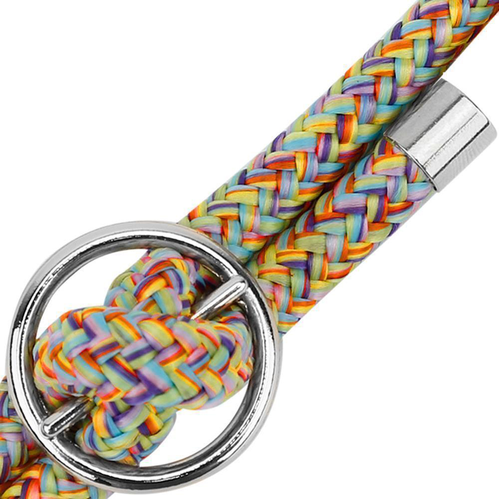 Cinturino intrecciato colorato con anello e chiusura argentati.