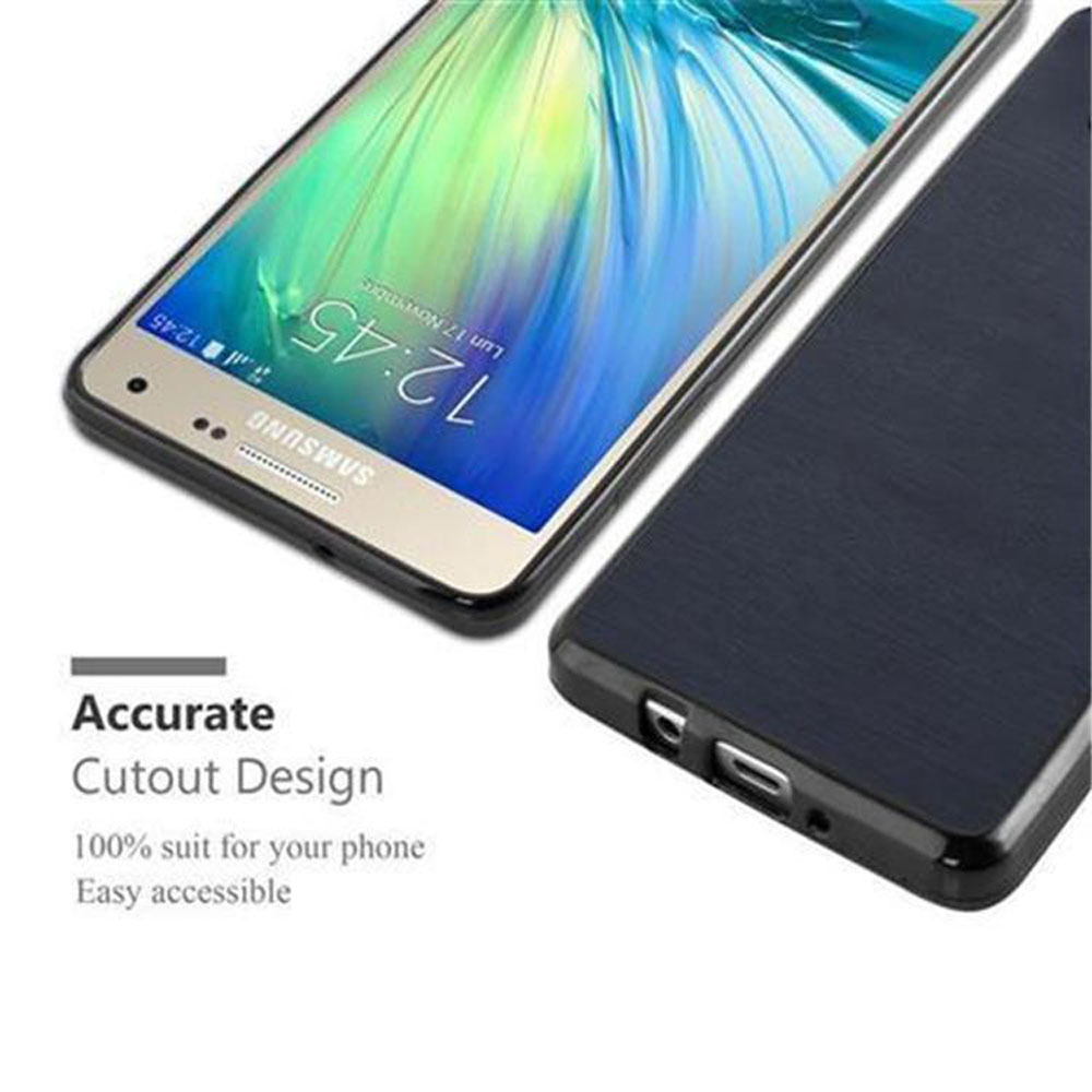 Uno smartphone Samsung accanto a una custodia protettiva blu.