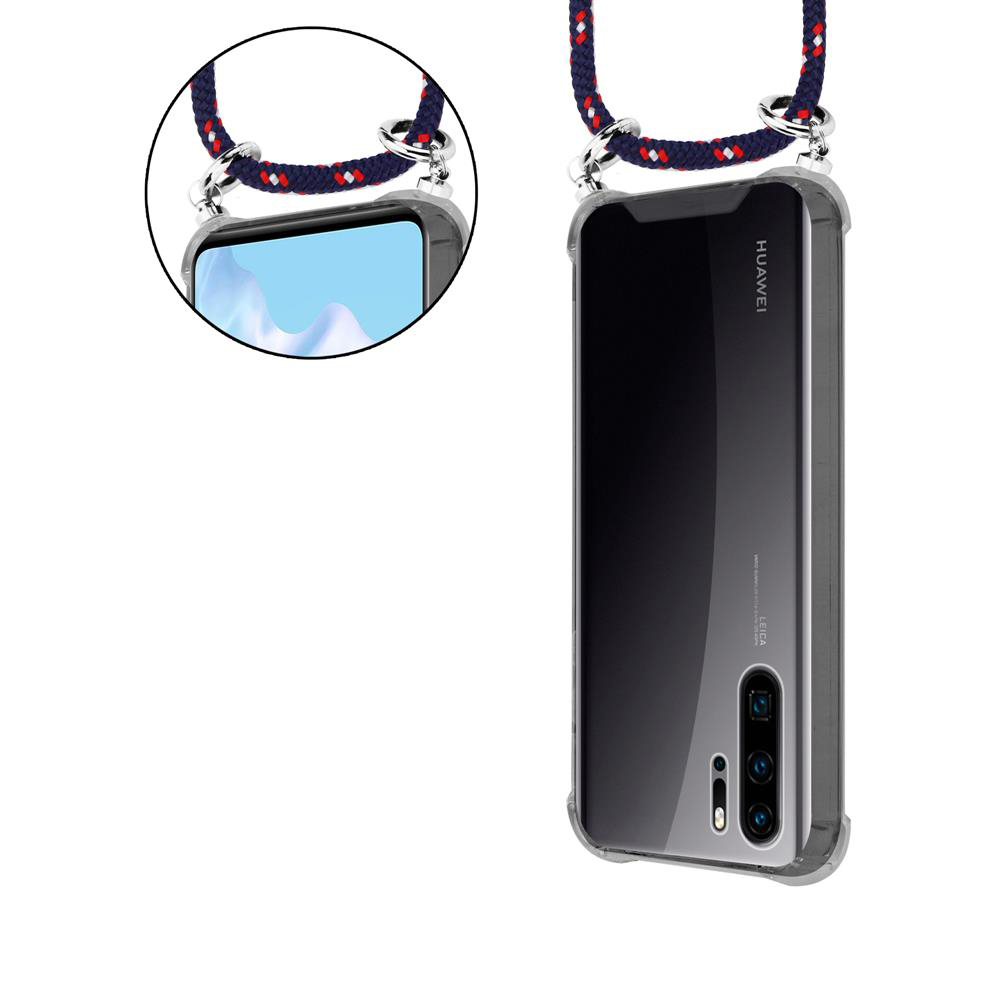 Eine durchsichtige Handyhülle mit einer dunkelblauen und roten Lanyard an Metallringen.