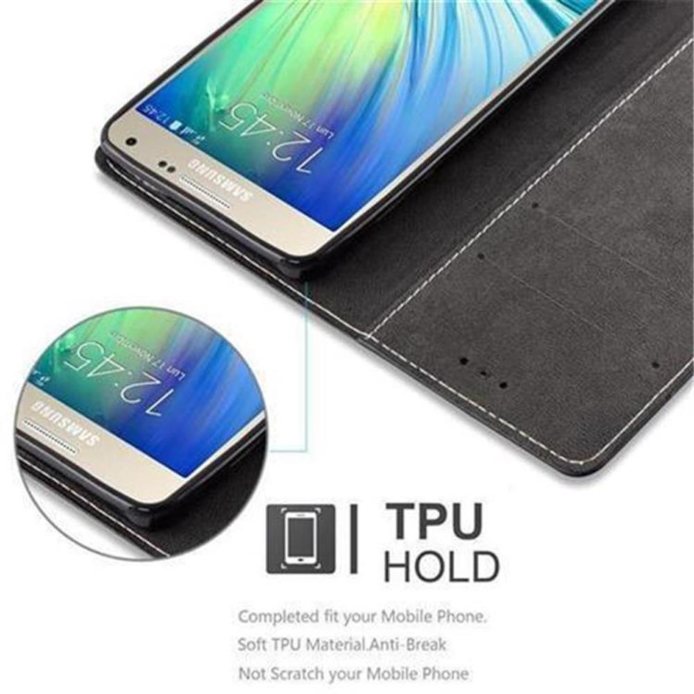 Ein schwarzes Handycover mit einem Smartphone, das 12:45 Uhr zeigt.