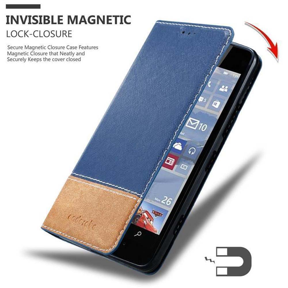 Custodia per telefono blu e marrone chiaro con chiusura magnetica. Lo schermo del telefono mostra icone.