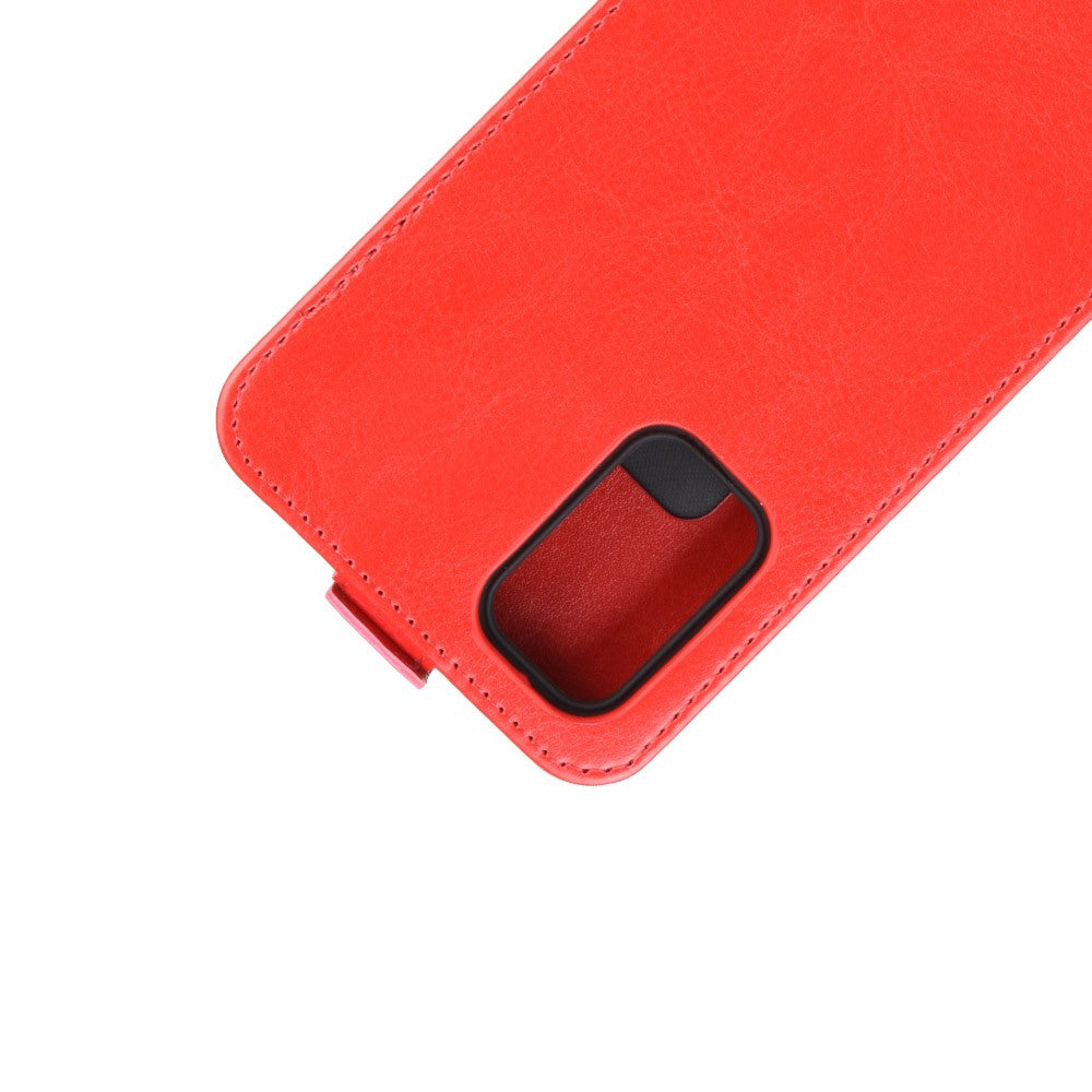 Custodia rossa per telefono con ritaglio nero e inserto rosso.